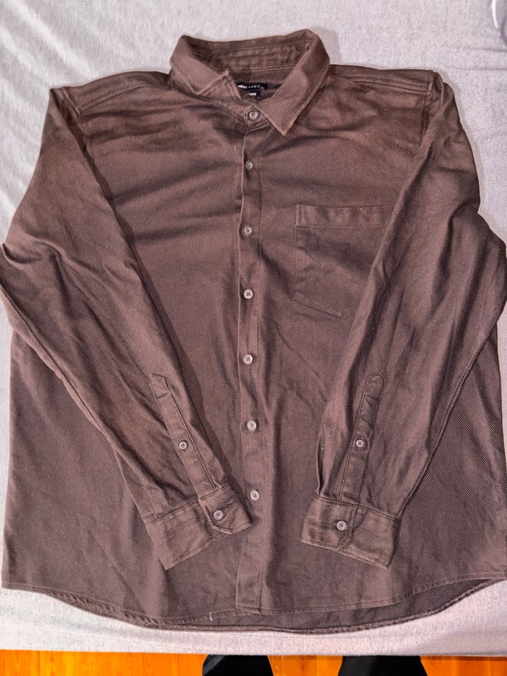 Düğmeli Uzun Kollu Kahverengi Keten Erkek Gömlek - Görsel 2