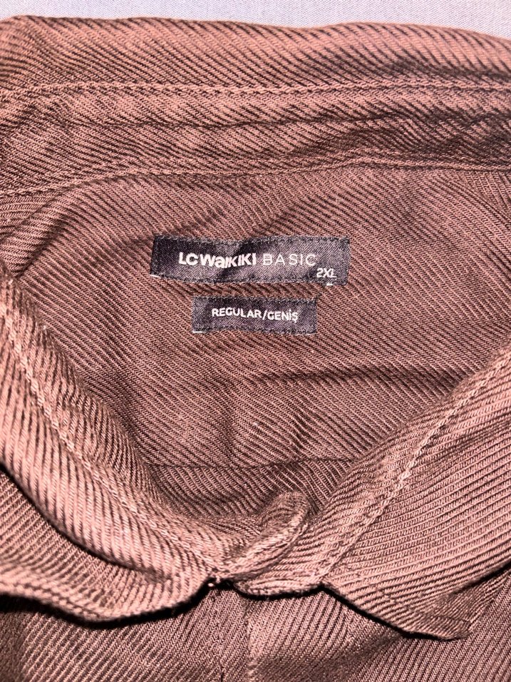 Düğmeli Uzun Kollu Kahverengi Keten Erkek Gömlek - Görsel 4