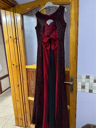 Kırmızı abiye - Görsel 3