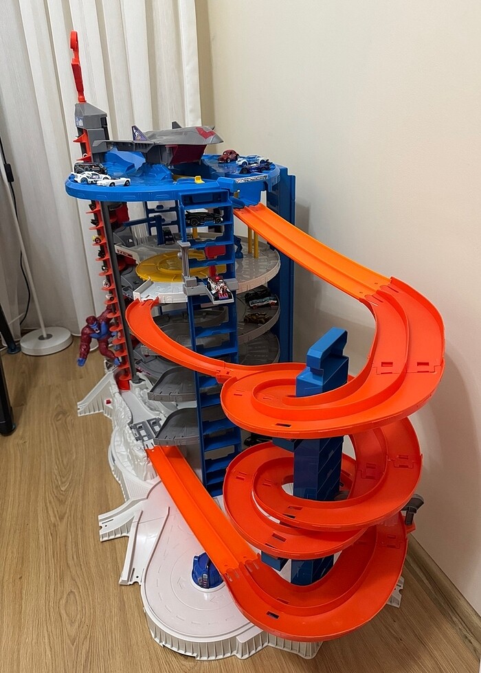 Hot Wheels Ultimate Garaj Dev Kule - Görsel 4