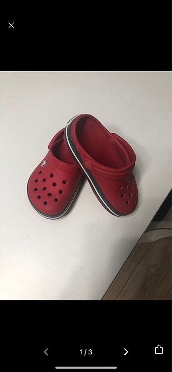 23 Beden Crocs kırmızı terlik 23 numara