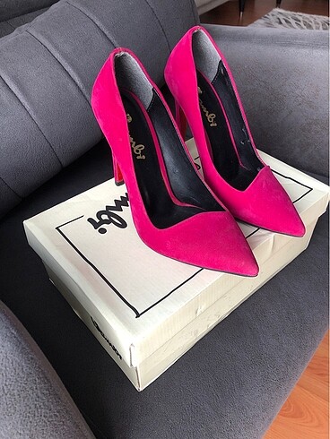 36 Beden Fuşya stiletto