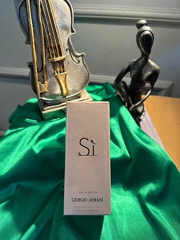 Si Giorgio Armani