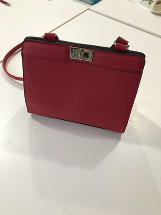m Beden Stradivarius çanta