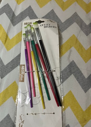 Neon Renkli Makyaj Fırça Seti - Görsel 2