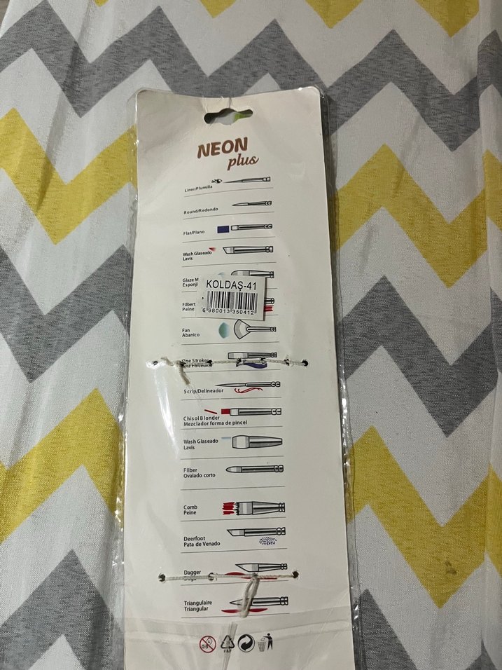 Neon Renkli Makyaj Fırça Seti - Görsel 3