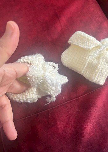 Kız Bebek Beyaz Örgü Patik - Görsel 3