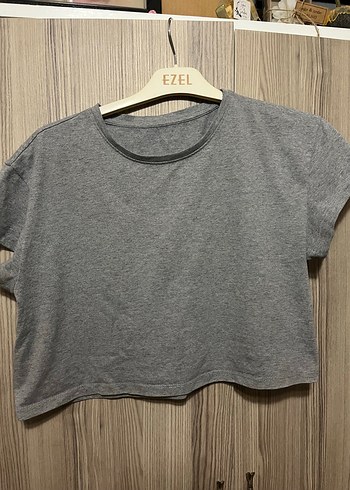 Gri Kısa Kollu Crop Top - Görsel 3