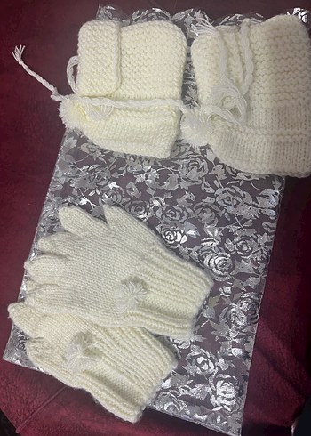 Beyaz Nakışlı Kız Çocuk Örgü Eldiven - Görsel 3