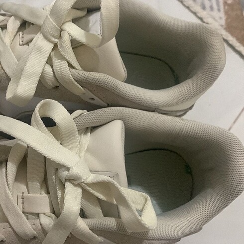 37 Beden beyaz Renk Puma spor ayakkabı