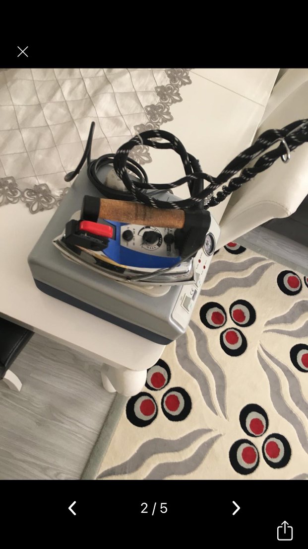 Beyaz Buharlı Ütü ve Dayanıklı Kablo - Görsel 2