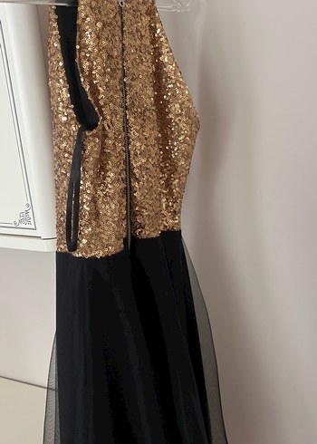 Altın Renkli Parlak Uzun Abiye Elbise - Görsel 5