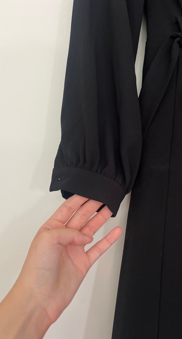 Aker Siyah Uzun Kollu Kemerli Uzun Elbise - Görsel 3