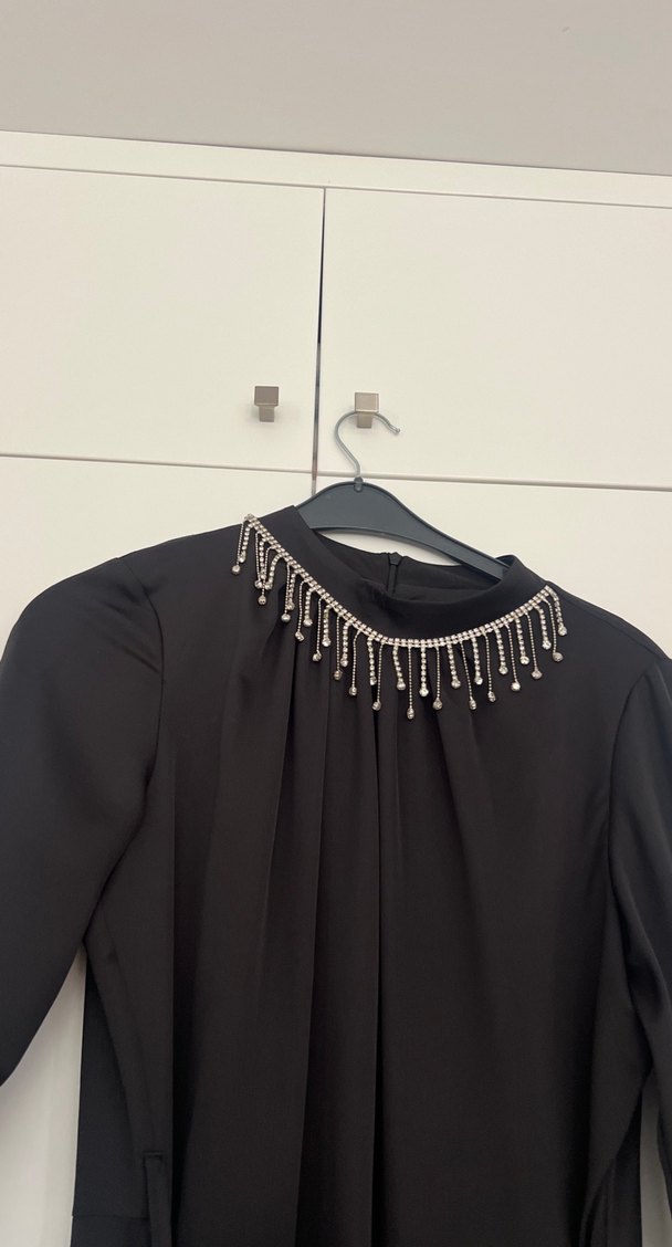 Tesettür abiye Siyah Uzun Kollu Kemerli Elbise - Görsel 4