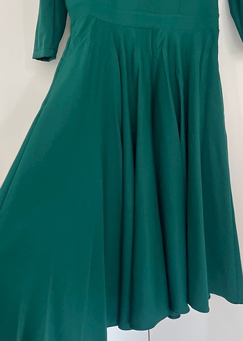 Klasik Yeşil Uzun Pilili Elbise - Görsel 3