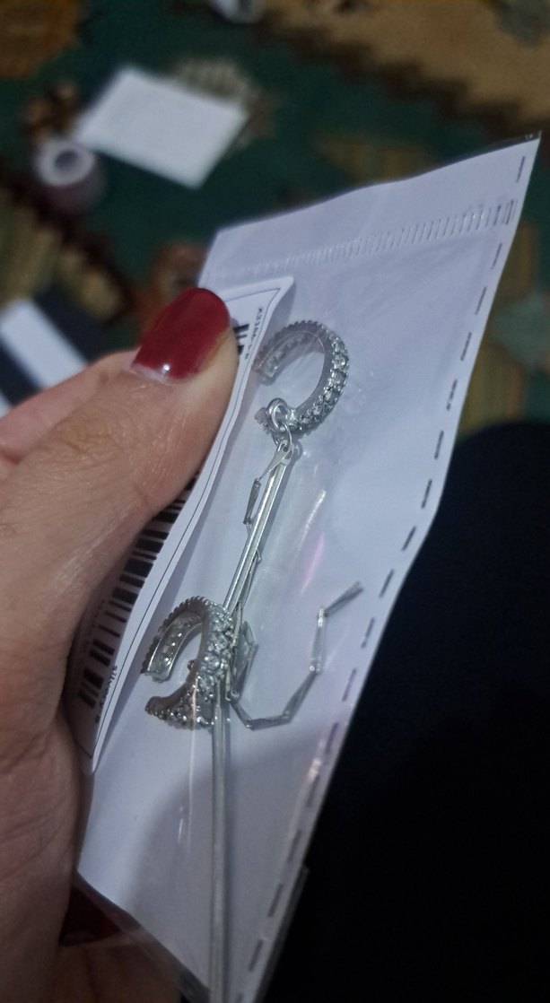 Gri Mini Püsküllü Modern klipsli Küpe - Görsel 2