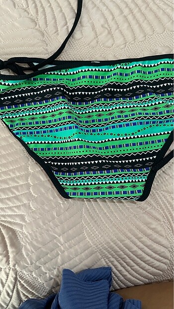 s Beden Bikini