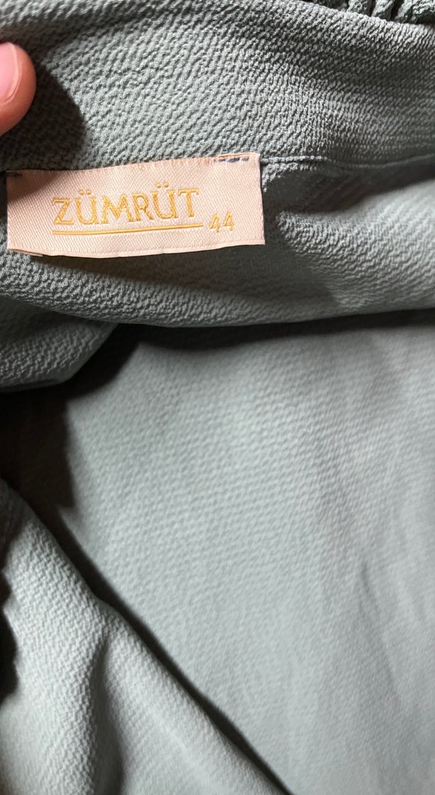 Düğmeli Bej Keten Kadın Gömlek - Görsel 2