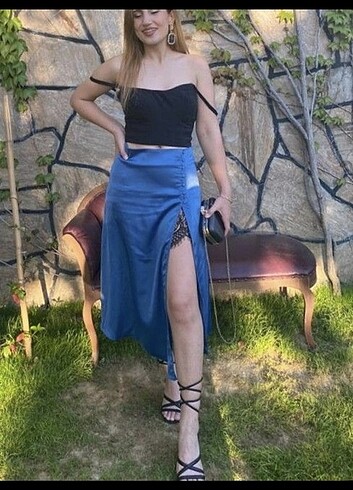 Saten dantel detaylı etek - Görsel 3