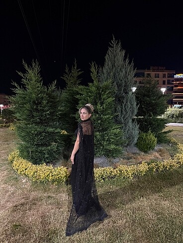 Pelerinli abiye elbise - Görsel 4