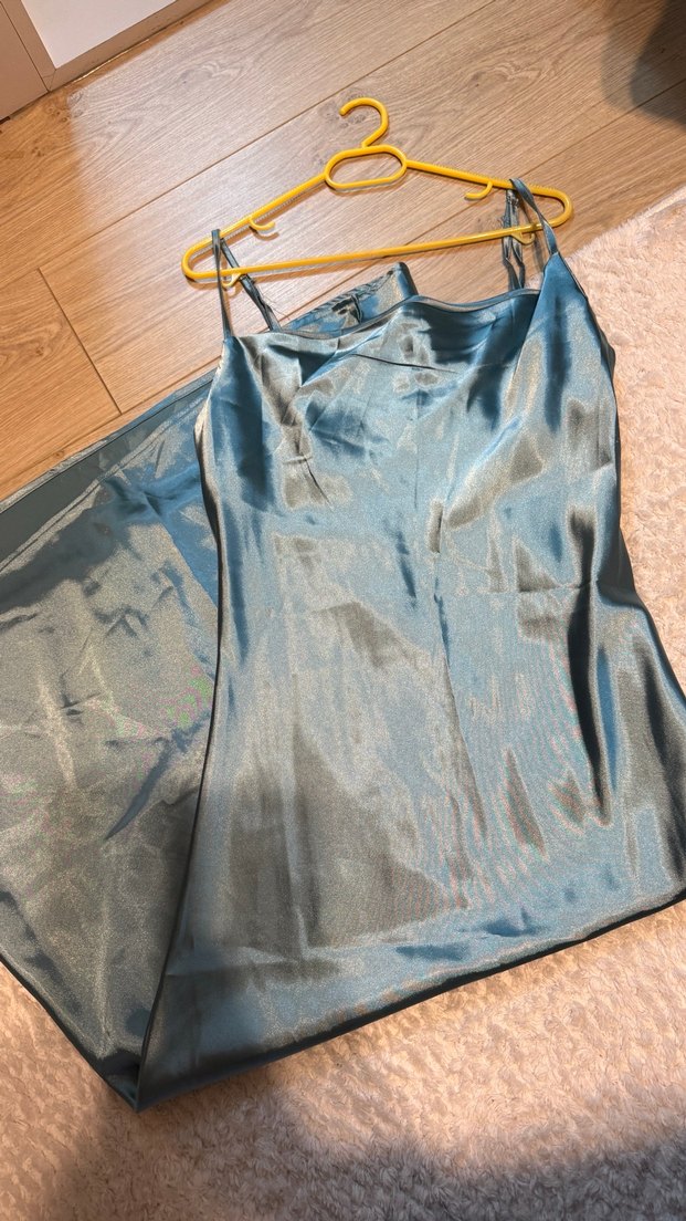 Mavi Saten Midi Drapeli Askılı Elbise - Görsel 2