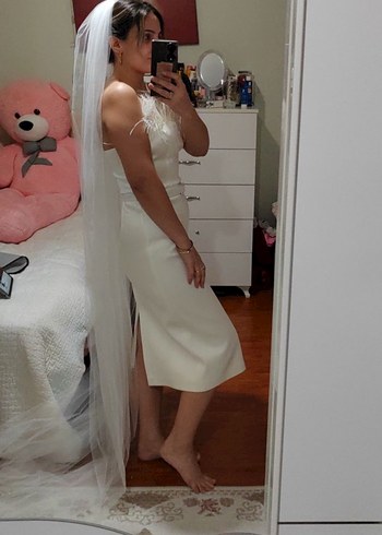 Tüy Detaylı Straplez Beyaz Uzun abiye - Görsel 4