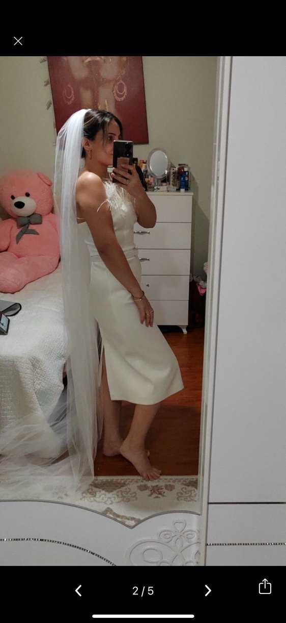 Tüy Detaylı Straplez Beyaz Uzun abiye - Görsel 4