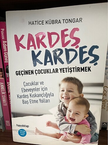 Kardeş kardeş Hatice Kübra tongar