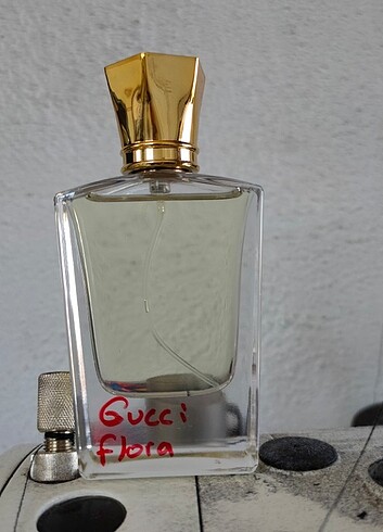 Gucci flora