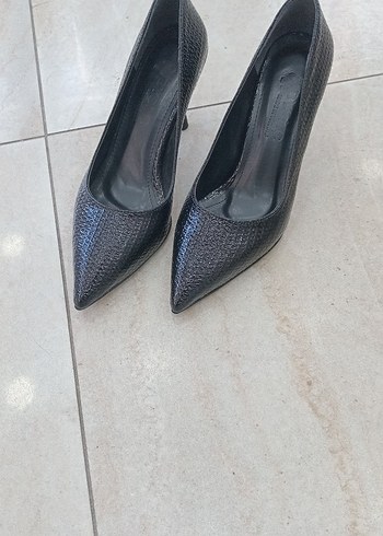 38 Beden siyah Renk Siyah Yılan Desenli Stiletto Topuklu Kadın Ayakkabı