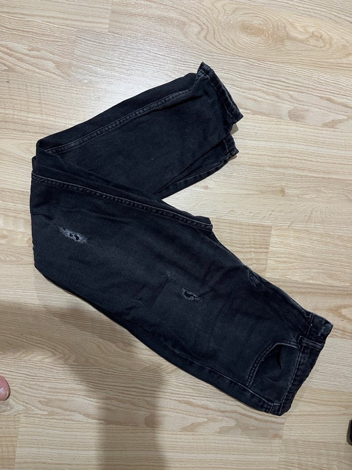 Mavi siyah renkte kot pantolonlar - Görsel 5