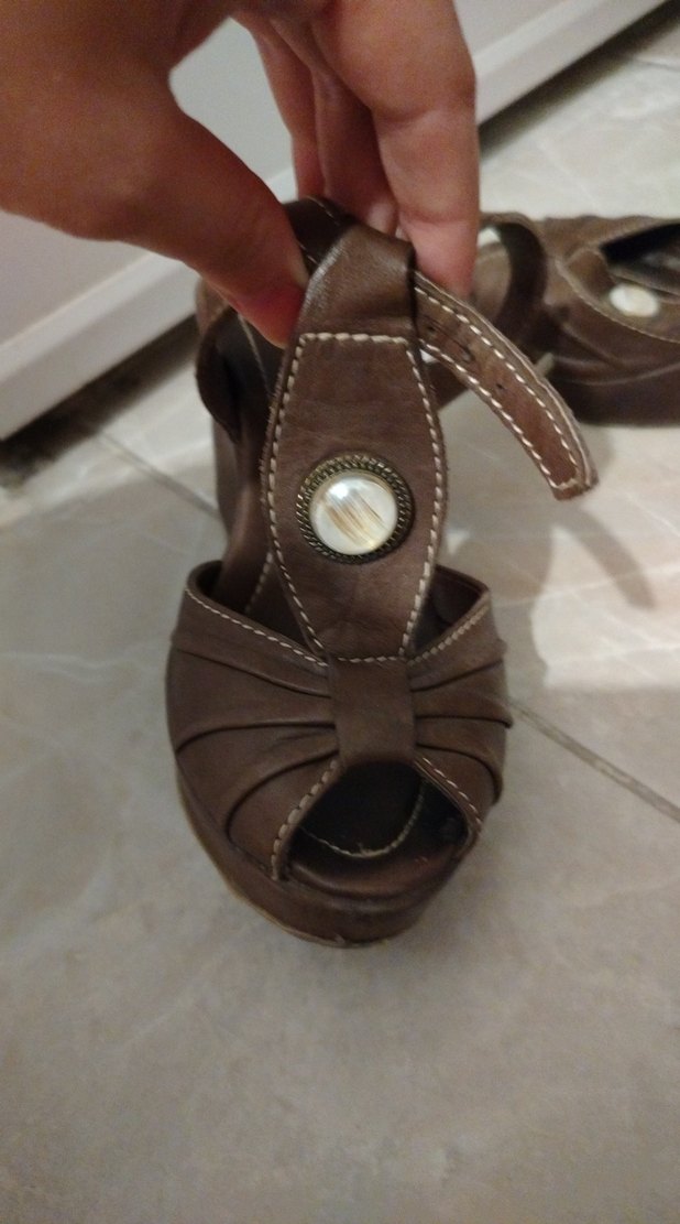 Kahverengi Deri Kadın Dolgu Topuk Sandalet - Görsel 3