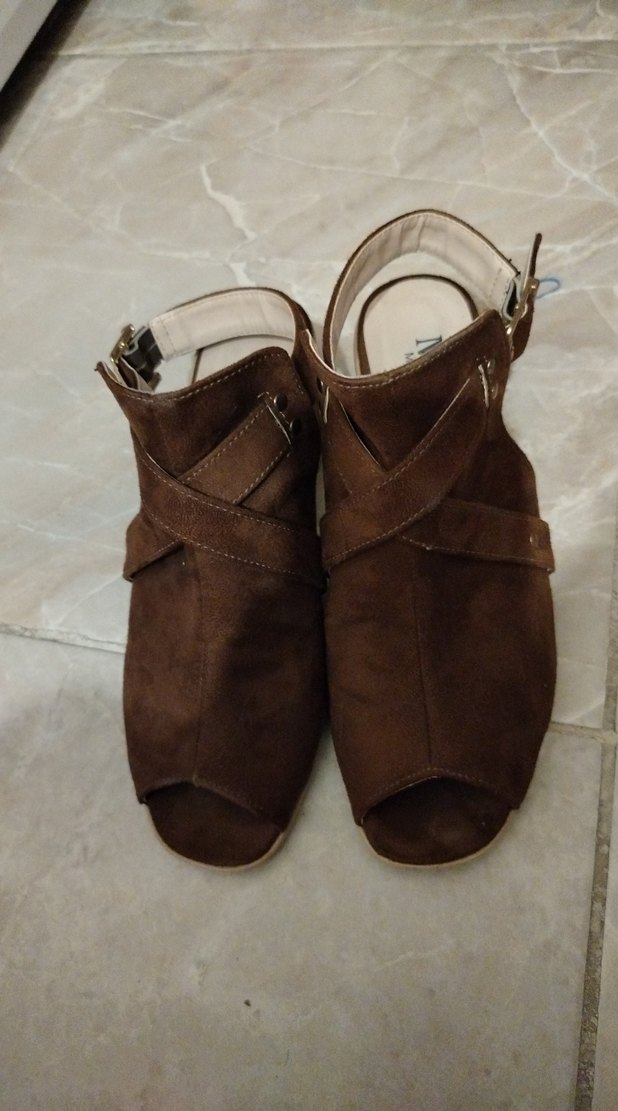 Kahverengi Süet Tokalı Kadın Topuklu Sandalet - Görsel 3