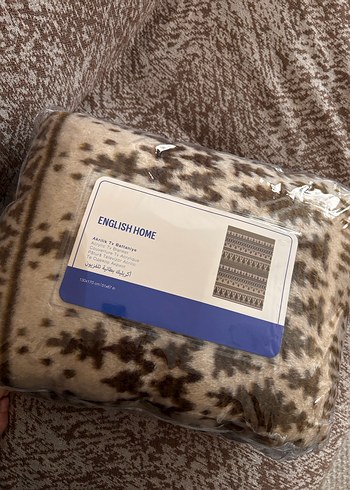 ENGLISH HOME Kahverengi Desenli Battaniye - Görsel 3