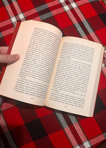 Gabriel García Márquez - Yüzyıllık Yalnızlık - Görsel 4