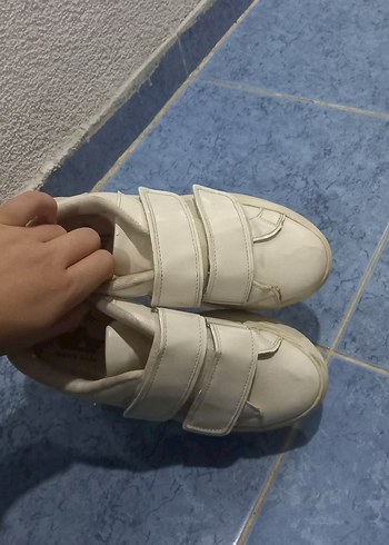 37 Beden beyaz Renk Beyaz Kadın Dolgu Topuklu Cırt Cırtlı Spor Ayakkabı