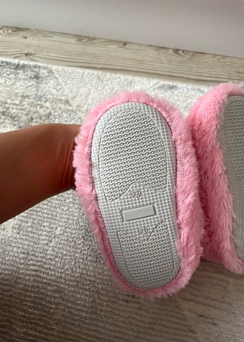 Kız çocuklar için Pembe Sıcak Kürklü Ev pandufu - Görsel 3