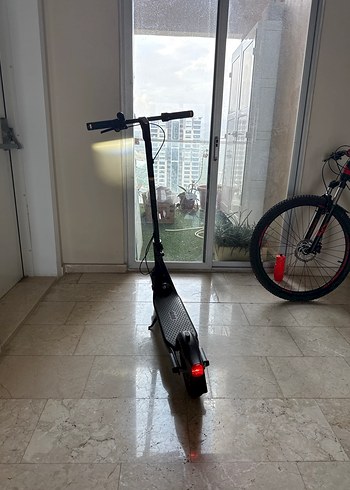 Siyah Çocuk Scooter'ı - Görsel 2