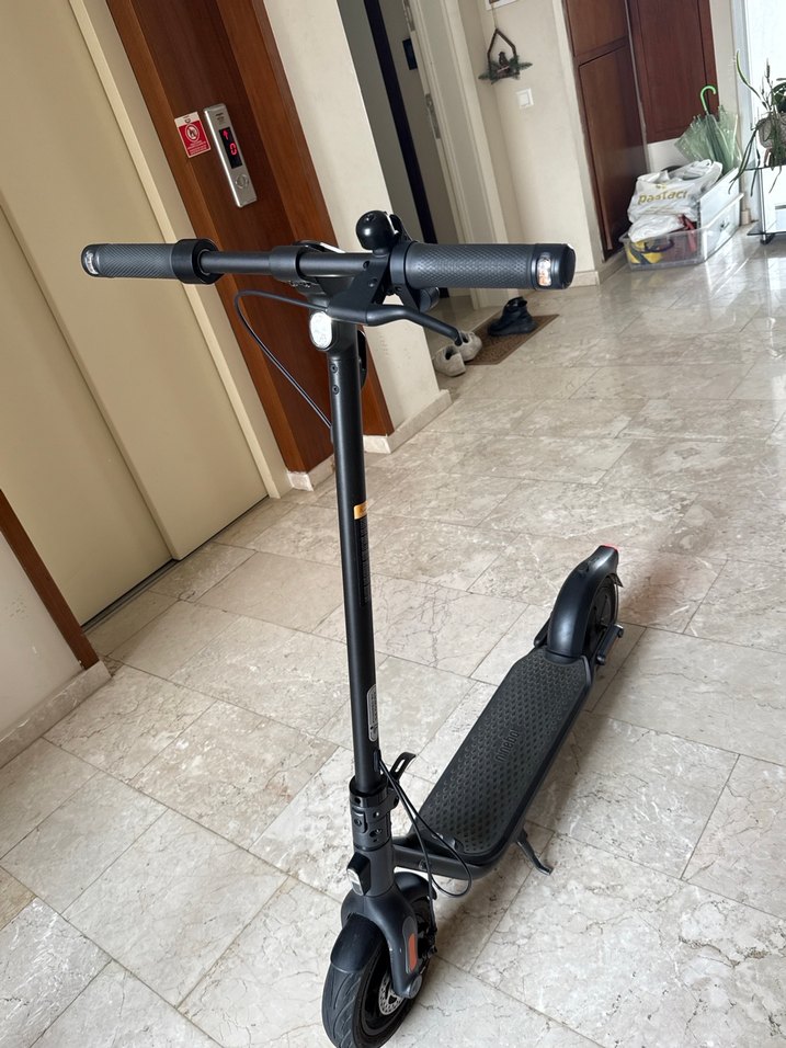 Siyah Çocuk Scooter'ı - Görsel 4