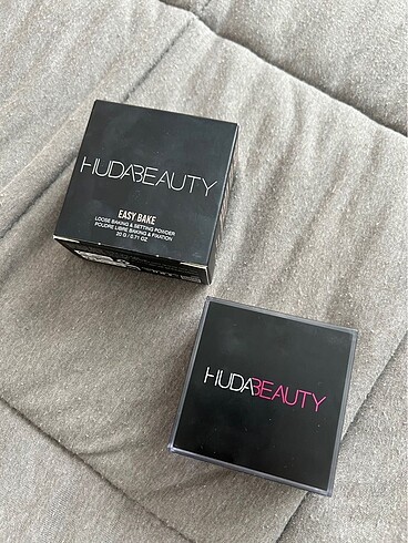 Beden Huda pound cake pudra