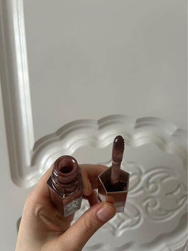  Beden Renk Fenty gloss