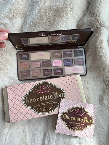 Too faced far paleti