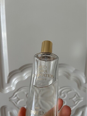 Zara Zara red temptation