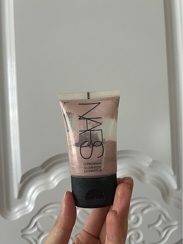 Nars aydınlatıcı
