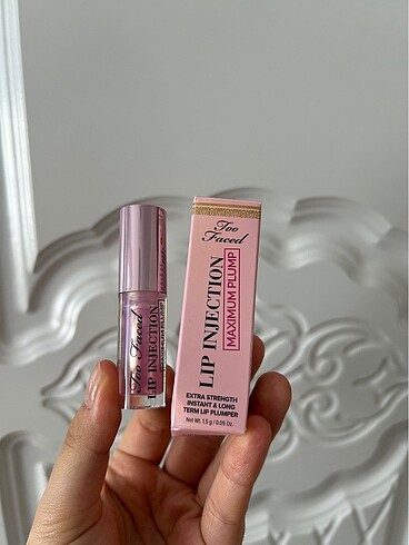 Too faced gloss