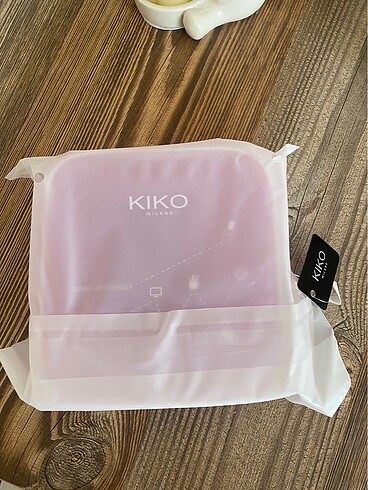 Kiko Kiko makyaj çantası