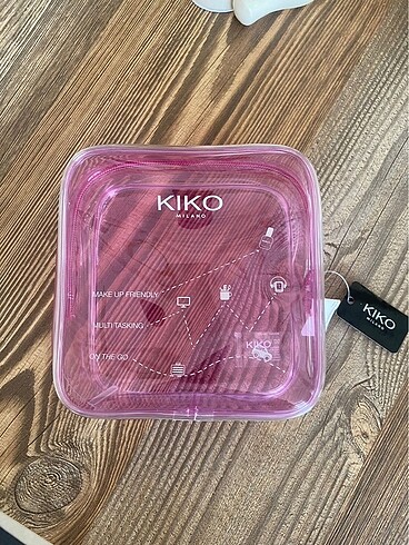  Beden Kiko makyaj çantası