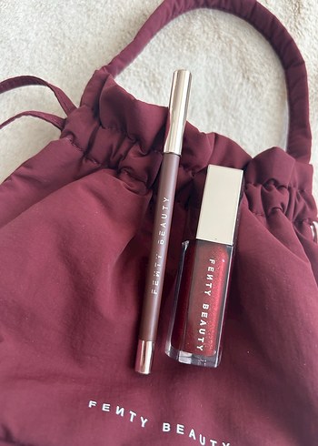 Fenty Beauty Dudak Parlatıcısı ve Kalemi - Görsel 4