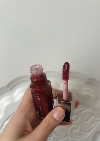 Fenty Beauty Dudak Parlatıcısı ve Kalemi - Görsel 5
