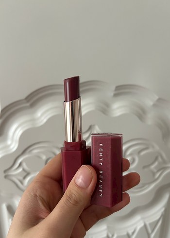 Fenty beauty riri dudak parlatıcısı - Görsel 4